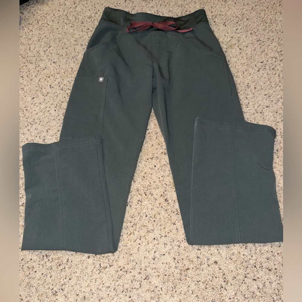 Figs XXS kade cargo scrub pants